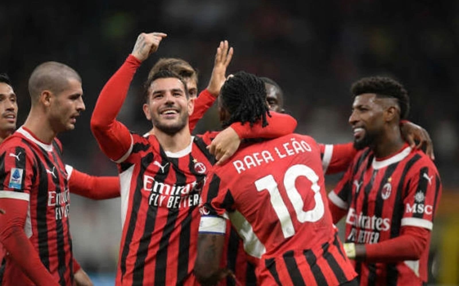 Μίλαν - Τζένοα: Ευκαιρία για τους "Ροσσονέρι" να ξεφύγουν απο τους διώκτες τους