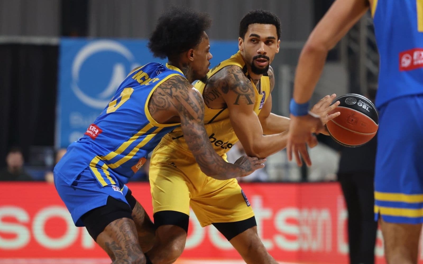 Άρης - Περιστέρι (81-76): Θρίλερ στο "Nick Gallis Hall"