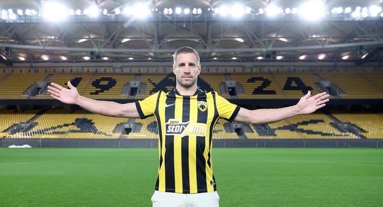 Ηλιόπουλος σε Βάργκα: "Μπες στο γήπεδο - δείξε ποιος είσαι"