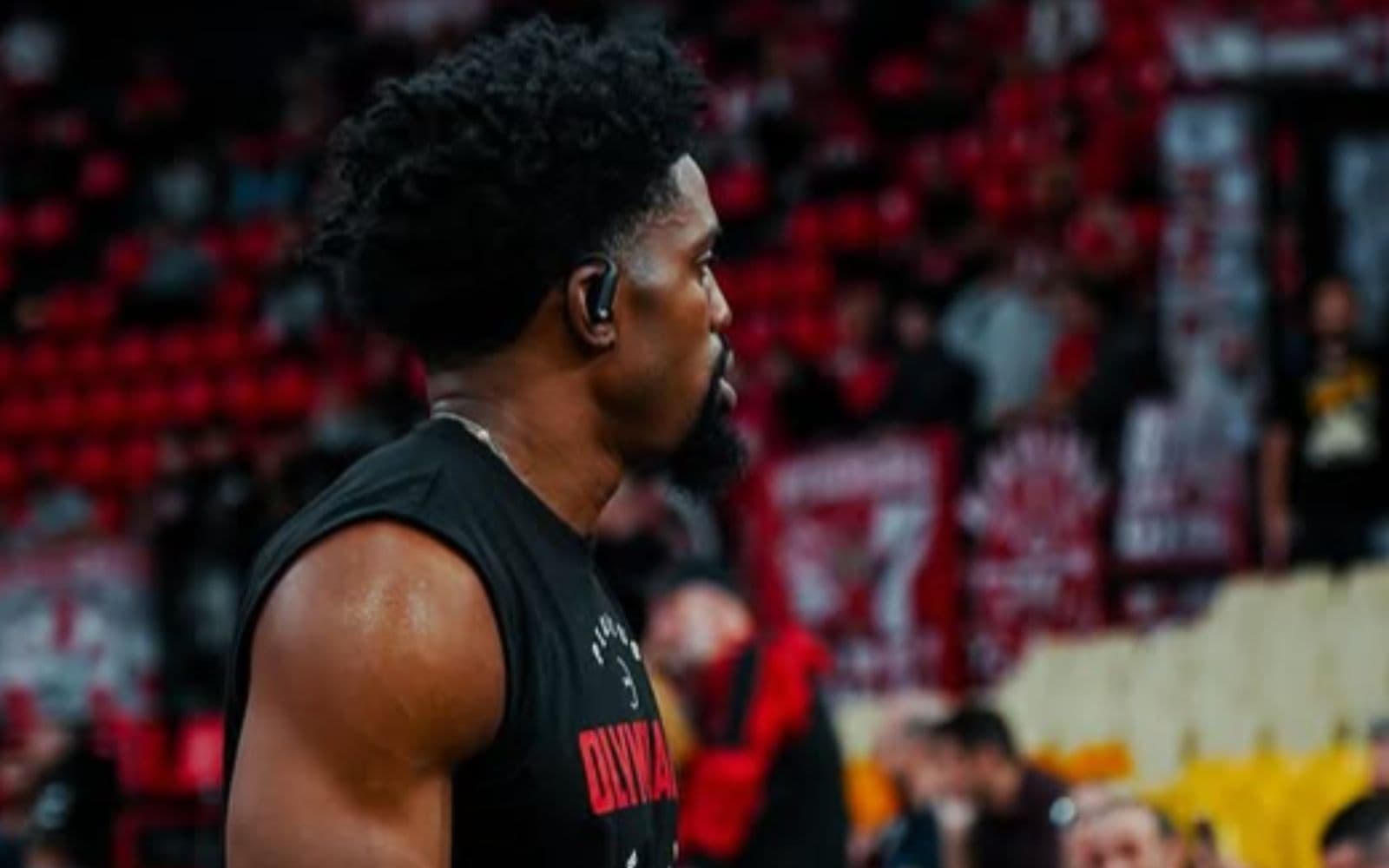 Ολυμπιακός : Με Νιλικίνα και ΜακΚίσικ η αποστολή κόντρα στην Παρτιζάν