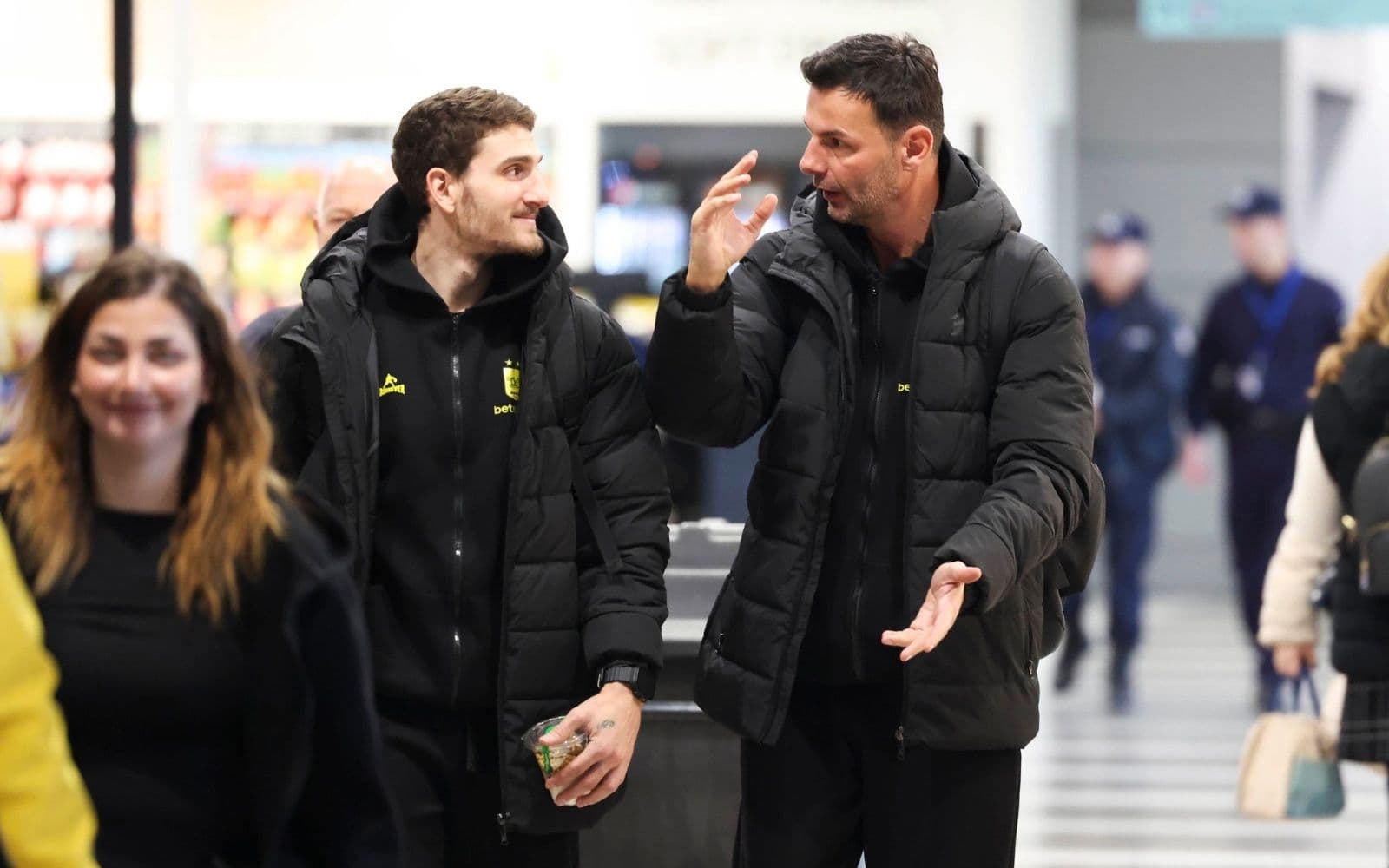 Άρης: Τρεις παίκτες στην «έξοδο» μετά τη βαριά ήττα από τη Χάποελ