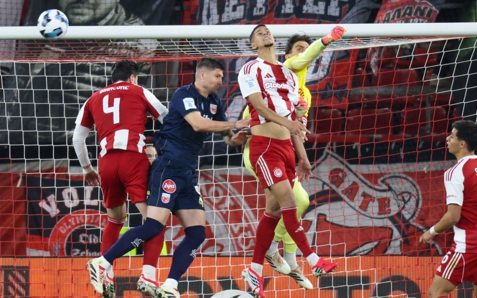 Ολυμπιακός - Βόλος 1-0: Επαγγελματική νίκη με εκτεταμένο rotation και κορυφή