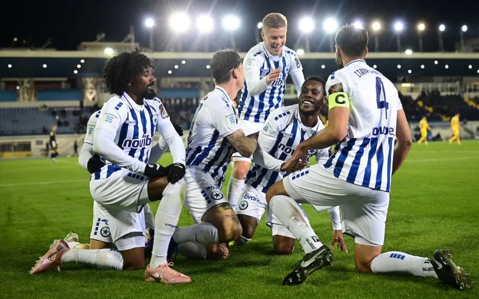 ΑΕΚ Ατρόμητος 2-2: Ακόμα μία χαμένη ευκαρία 