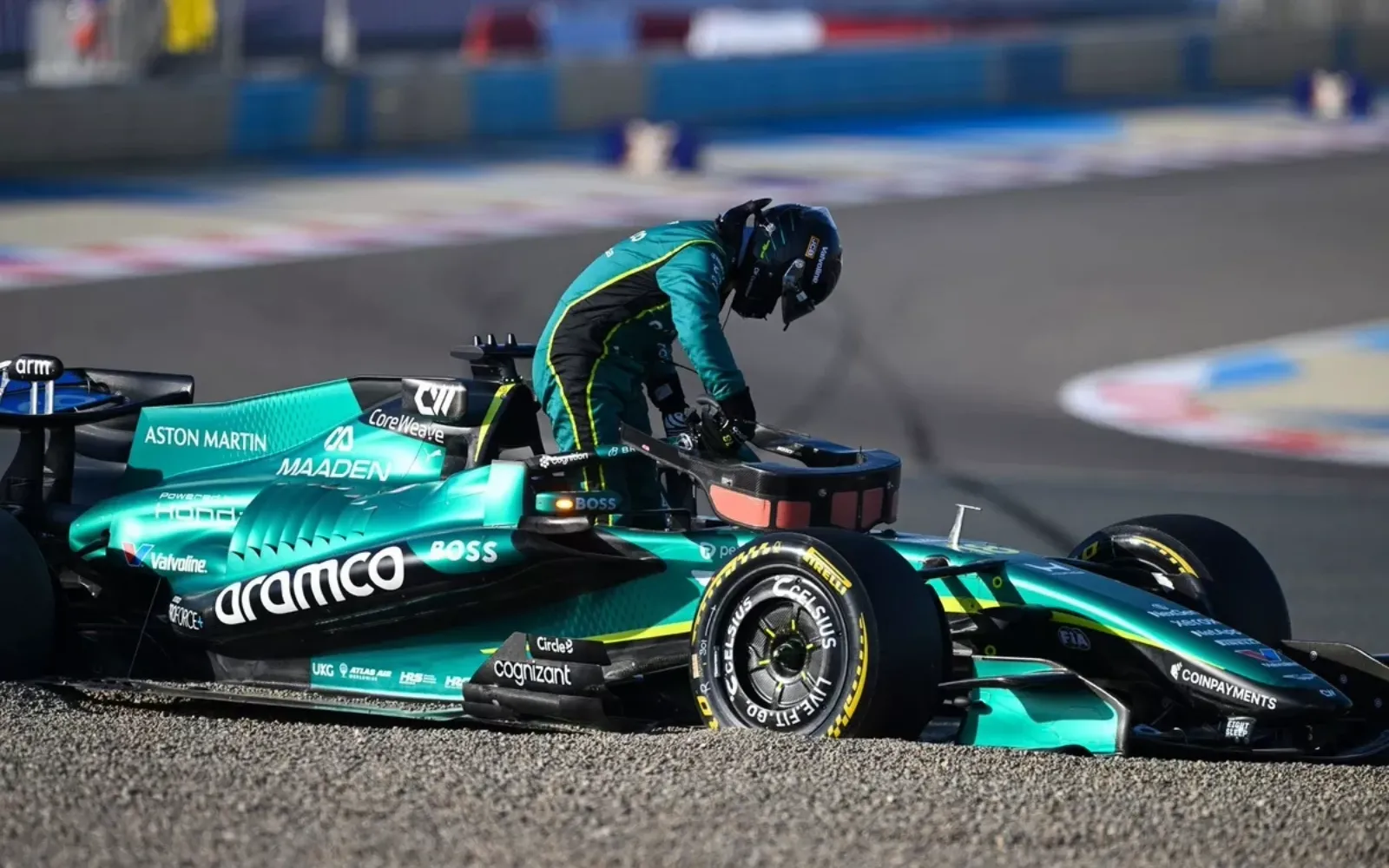 F1: Οι πιλότοι της Aston Martin δεν θα ολοκληρώσουν πάνω από 25 γύρους για λόγους υγείας