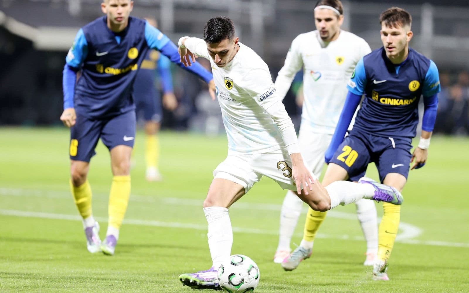 AEK: Πάνοπλη ταξίδεψε, για το πρώτο βήμα πρόκρισης