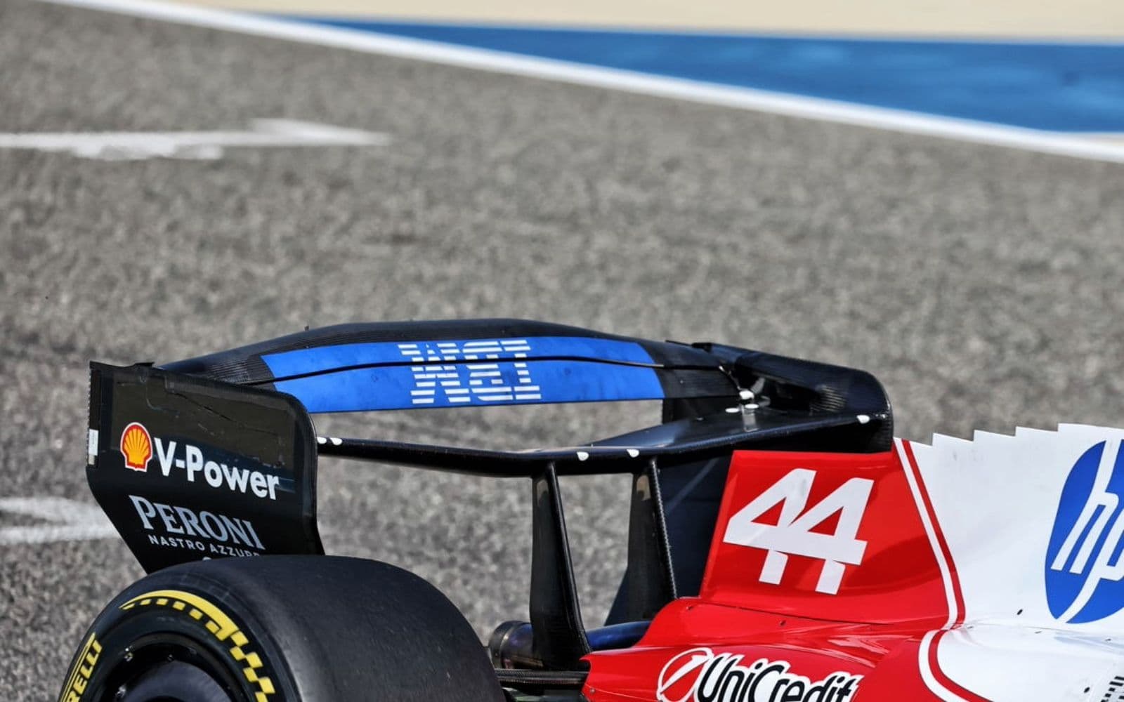 F1: Επιθετική προσέγγιση από τη Ferrari που φέρνει μια μεγάλη αναβάθμιση στην Κίνα