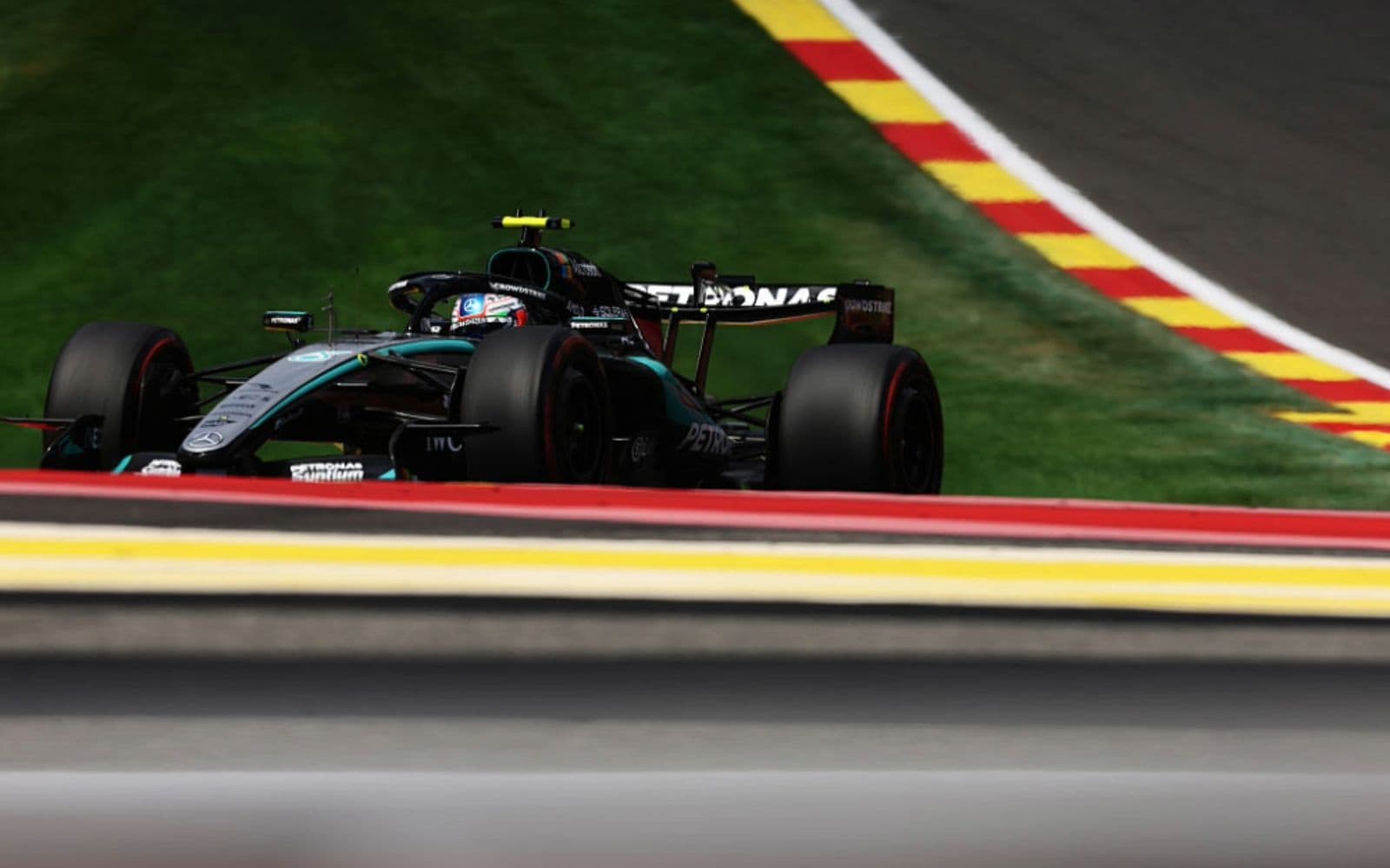 F1 Βελγικό Grand Prix: Στην κορυφή ο Antonelli - Τράκαρε ο Hamilton