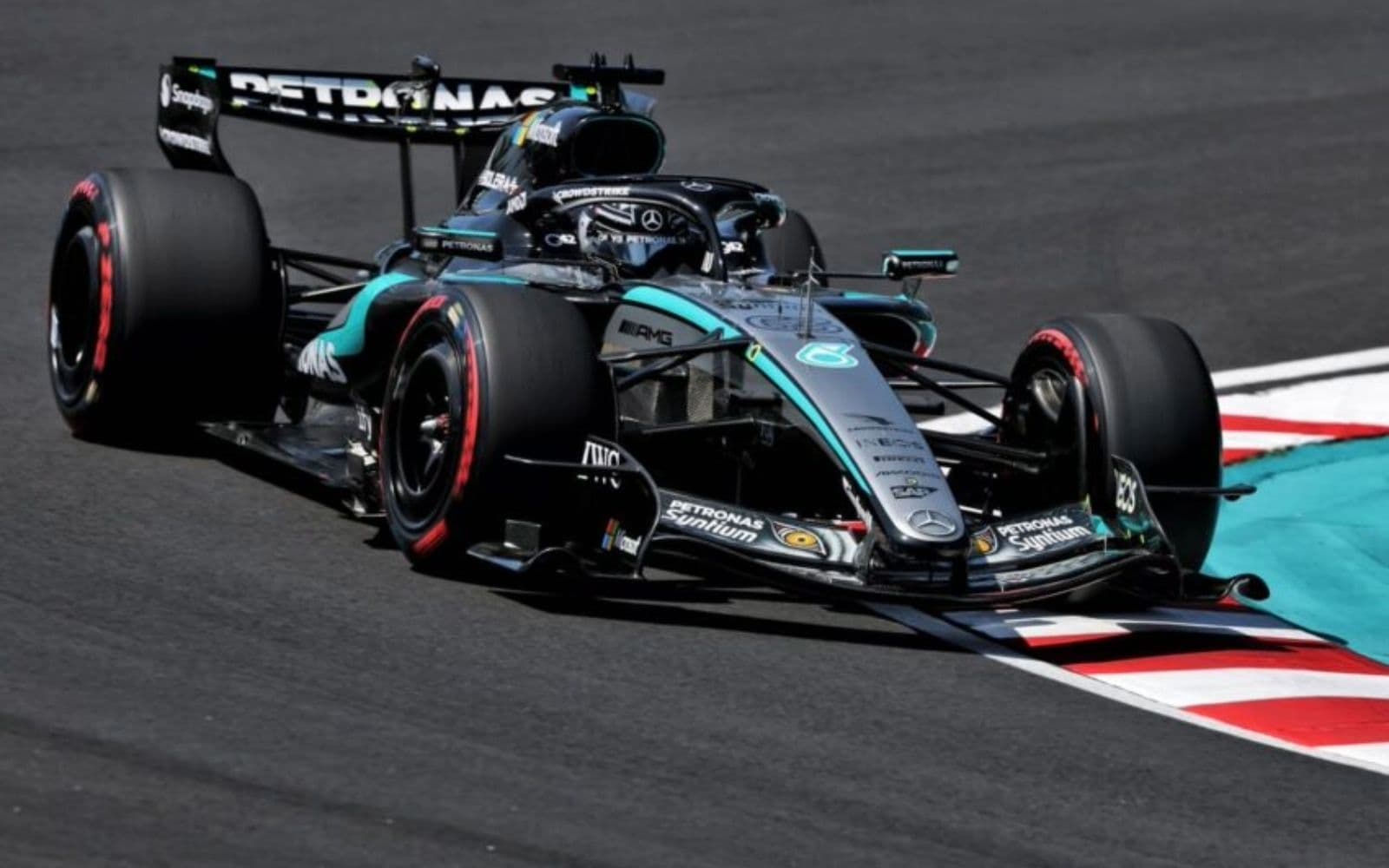 F1 Ιαπωνικό GP: 1-2 για τη Mercedes στο FP1