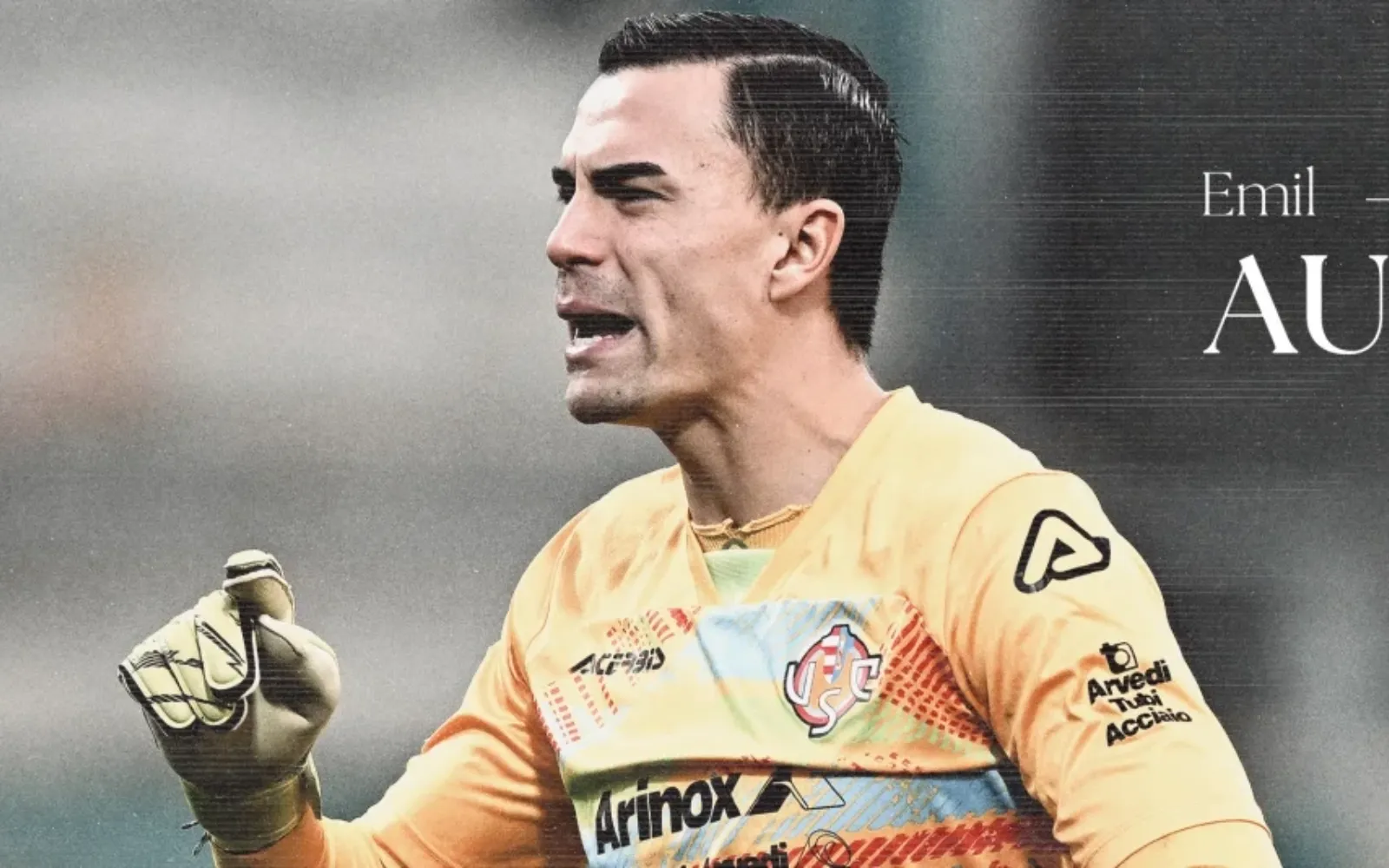 Φίλαθλοι της Ίντερ πέταξαν καπνογόνο στον τερματοφύλακα της Κρεμονέζε