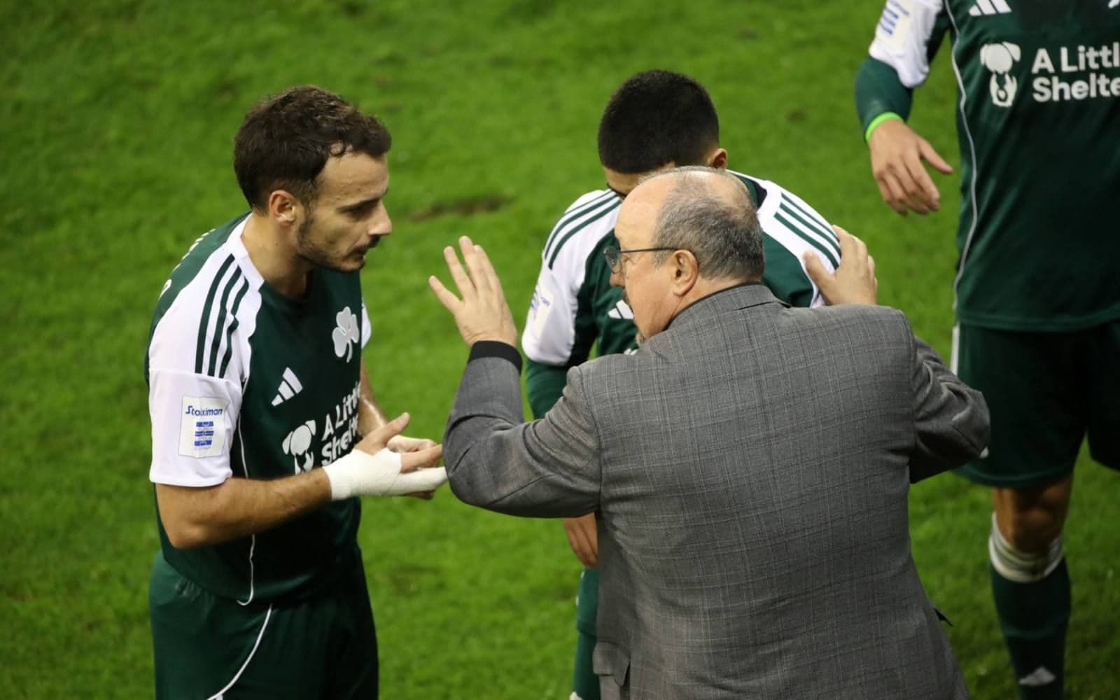 Μπενίτεθ: «Δεν μπορούν να συνεχιστούν τα ατομικά λάθη»