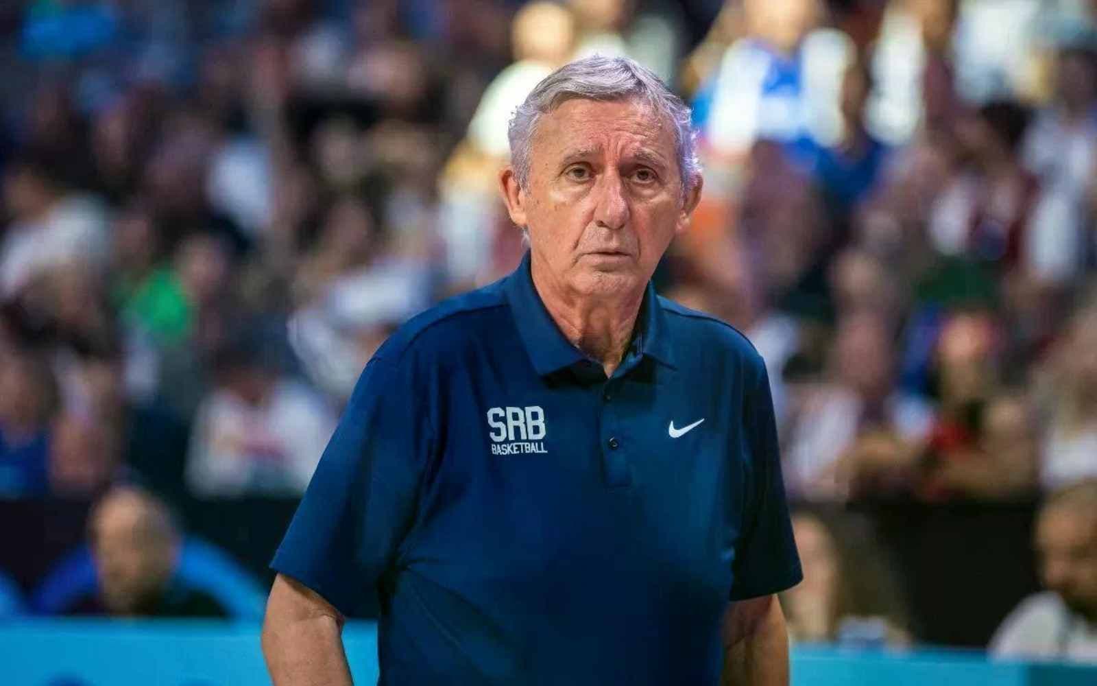 Πέσιτς για Ομπράντοβιτς: «Το κοινό τον έχει κάνει μεγαλύτερο απ’ όσο είναι»