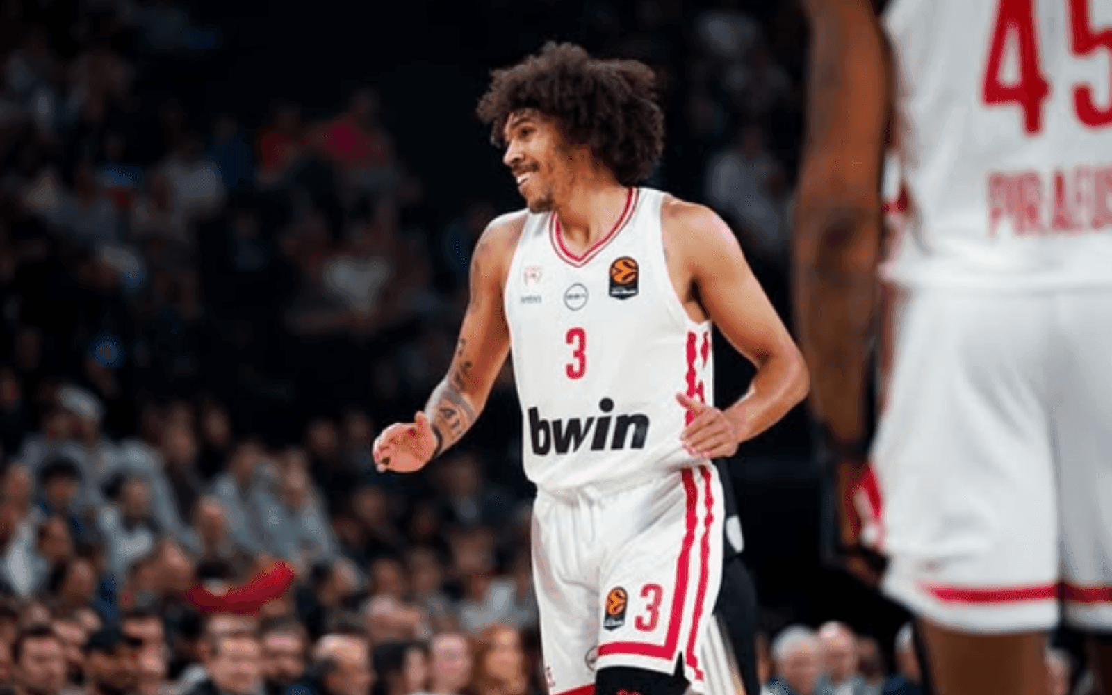 Πάτησαν κορυφή οι ''ερυθρόλευκοι'' , θέλει άλλη μια νίκη για να κλειδώσει το πλεονέκτημα